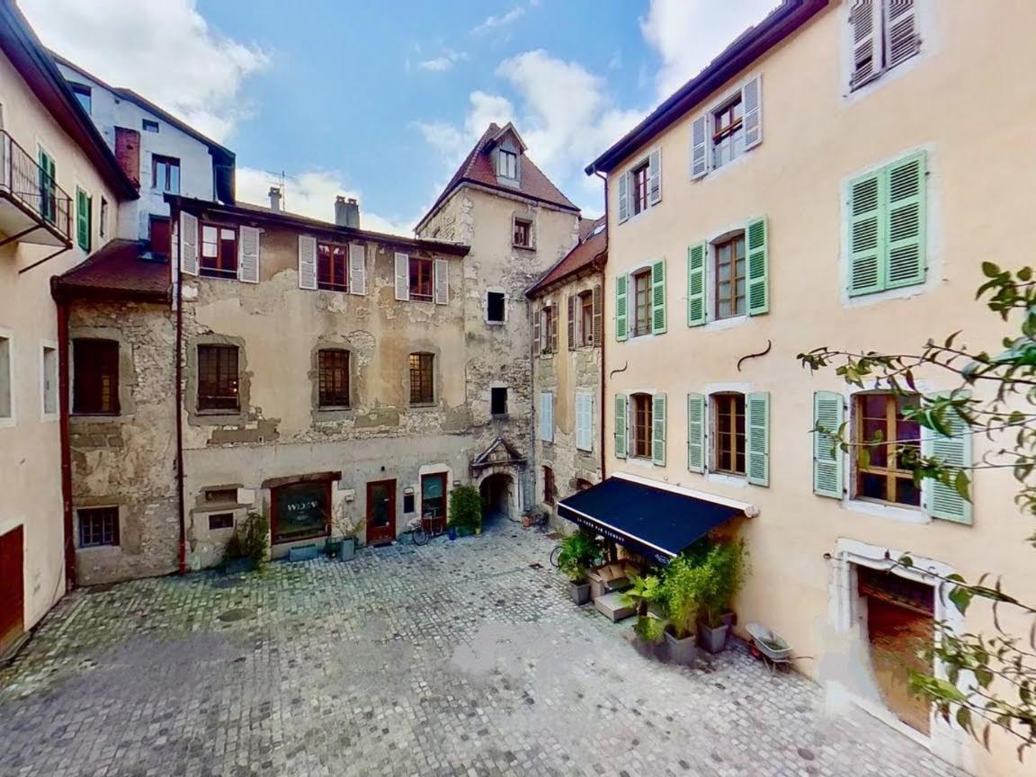 Appartement De Charme Au Coeur De La Vieille Ville Annecy Extérieur photo